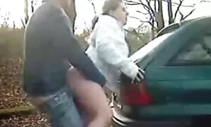 بچه ها بازی هایشان را مسخره عکس و تصاویر سکسی کردند و دو نفوذ کردند