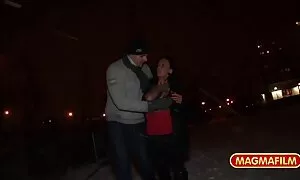 به کاهش تنش جنسی عکس و تصاویر سکسی در پسرش کمک کرد
