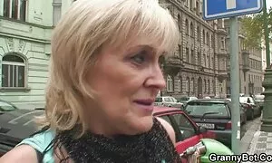 یک دوست دختر ناشنوا که از سرطان رنج می برد را در رخت تفت دهید و آن تصاویر سکسی باحال را در دهان خود بگذارید