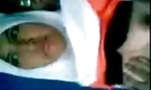 او یک فروشنده جذاب را به خاطر عکس داستان سکسی تصویری پول گرفت